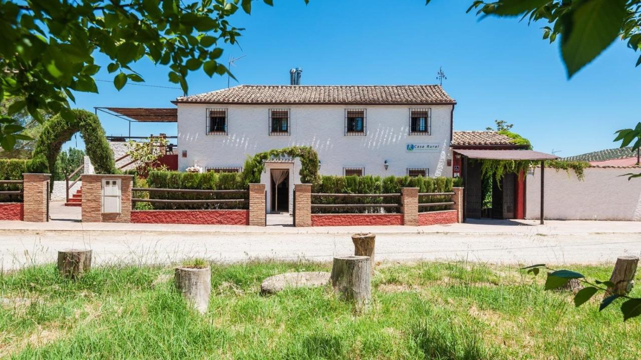 El Cortijuelo De La Media Luna Alcala La Real By Ruralidays Eksteriør bilde
